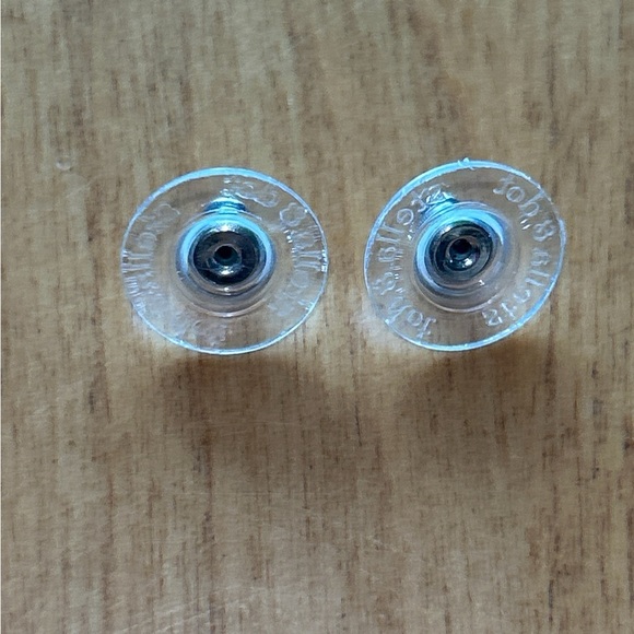 Stella & Dot Soirée Pave Crystal Stud Earrings. Silver. Excellent Condition! - Picture 4 of 5